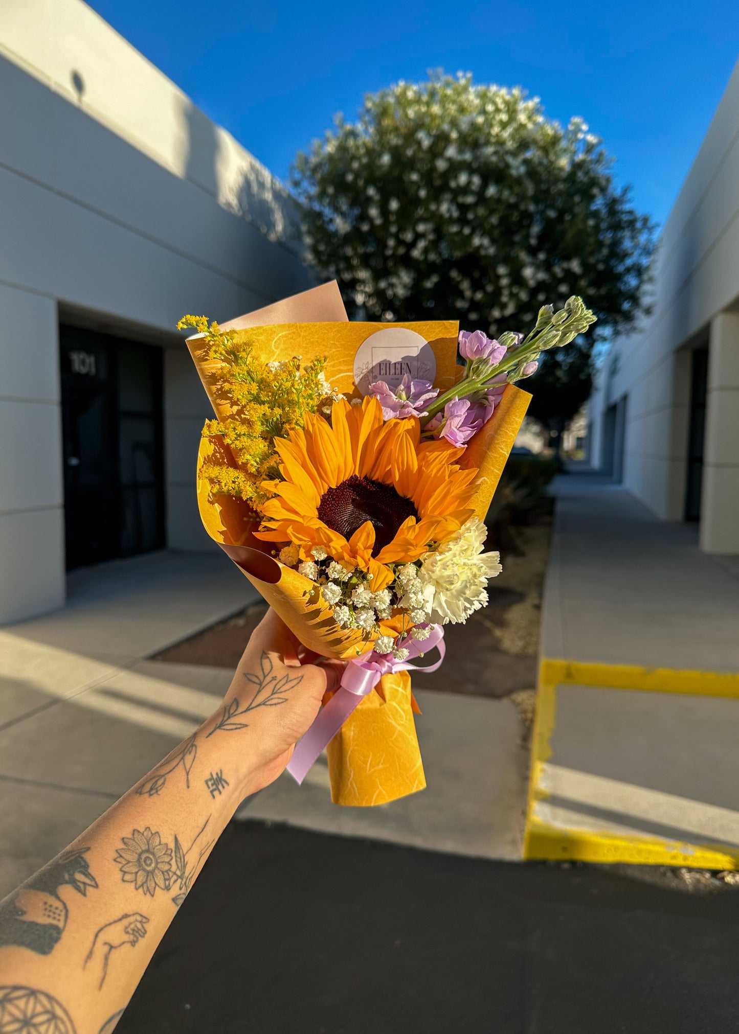 Single Sunflower Bouquet
