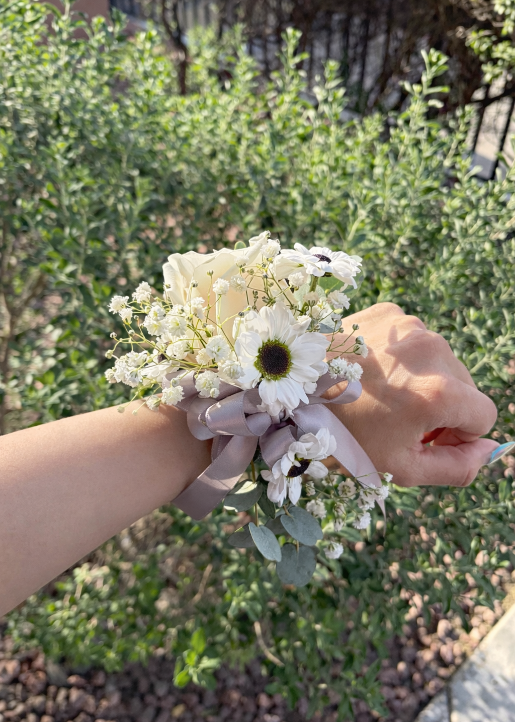 Daisy Corsage