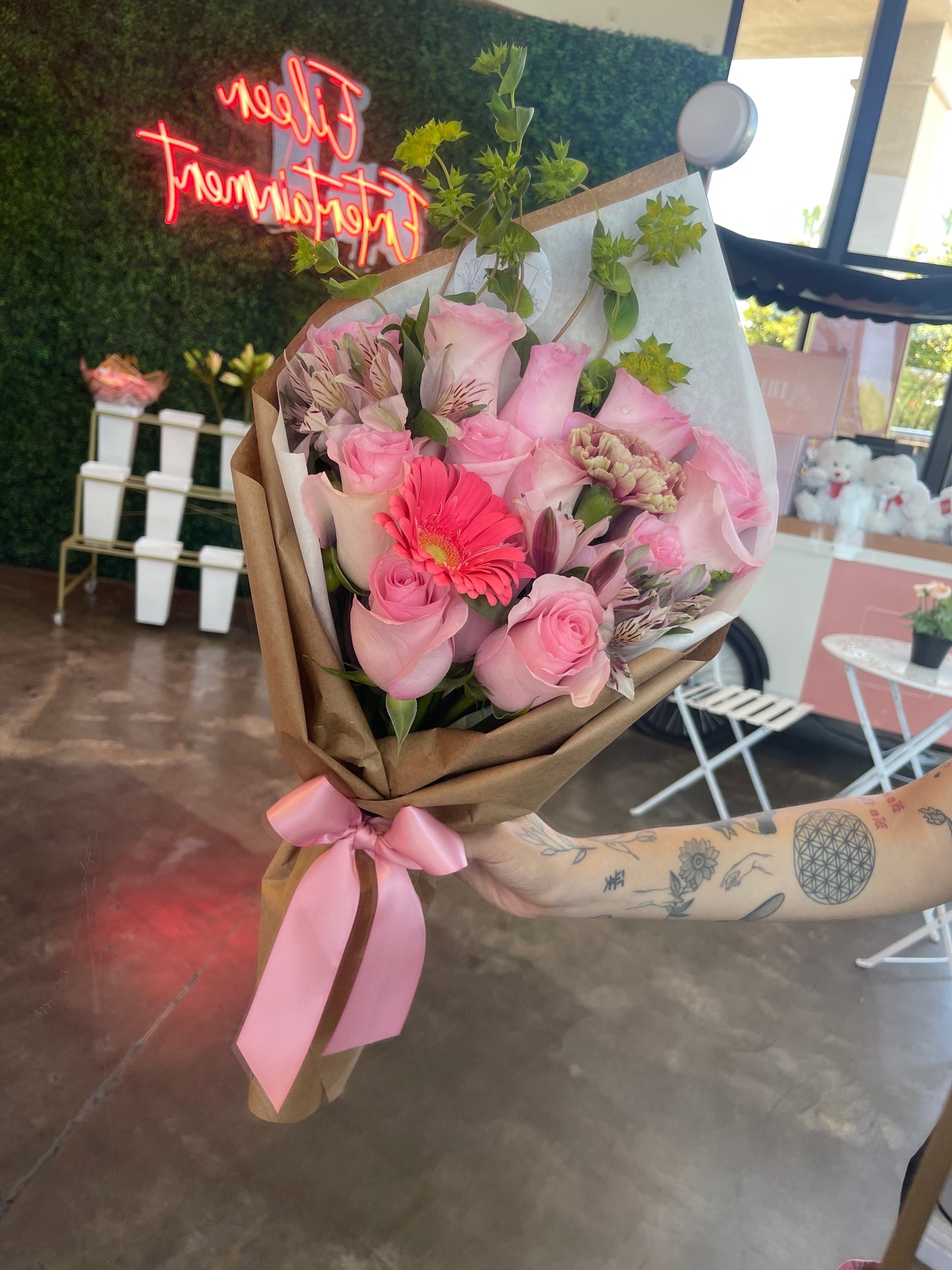 Kraft Dozen Bouquet
