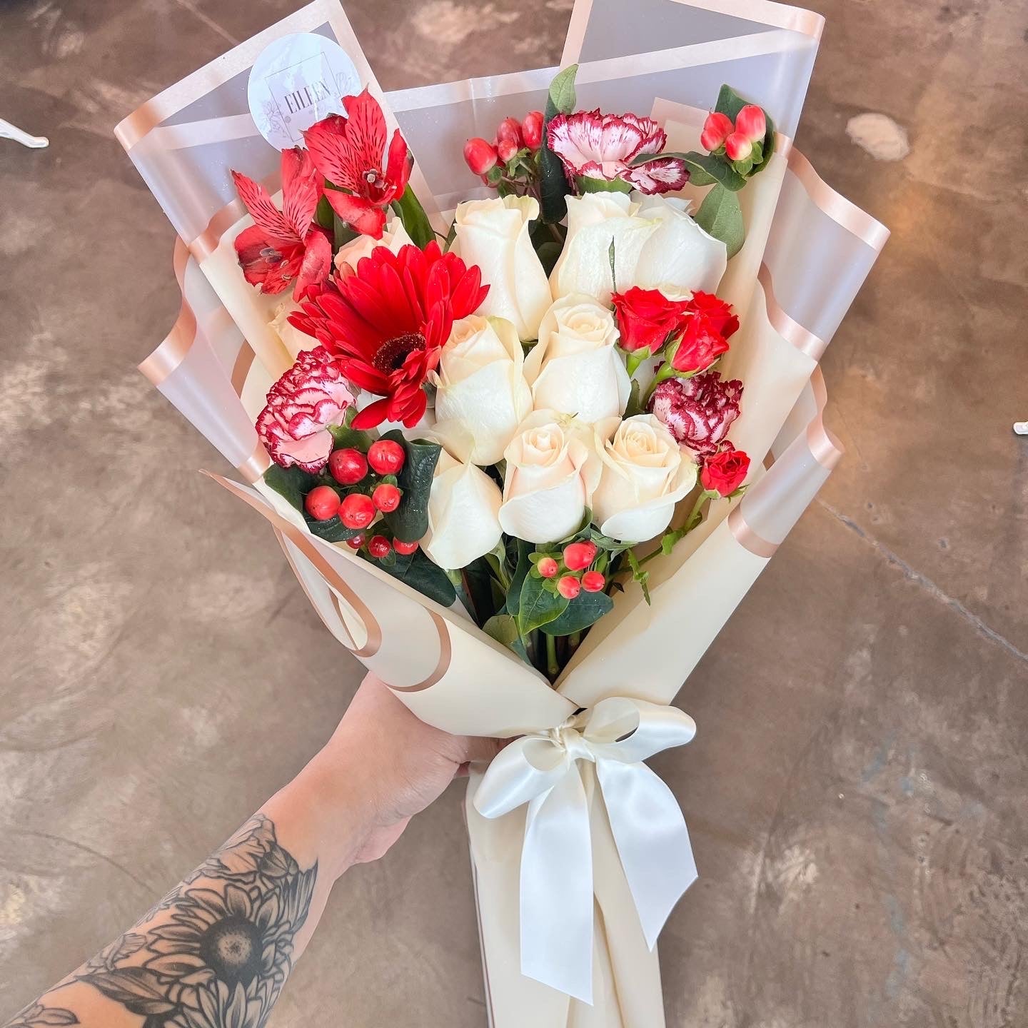 V-Day Korean Dozen with fillers Bouquet