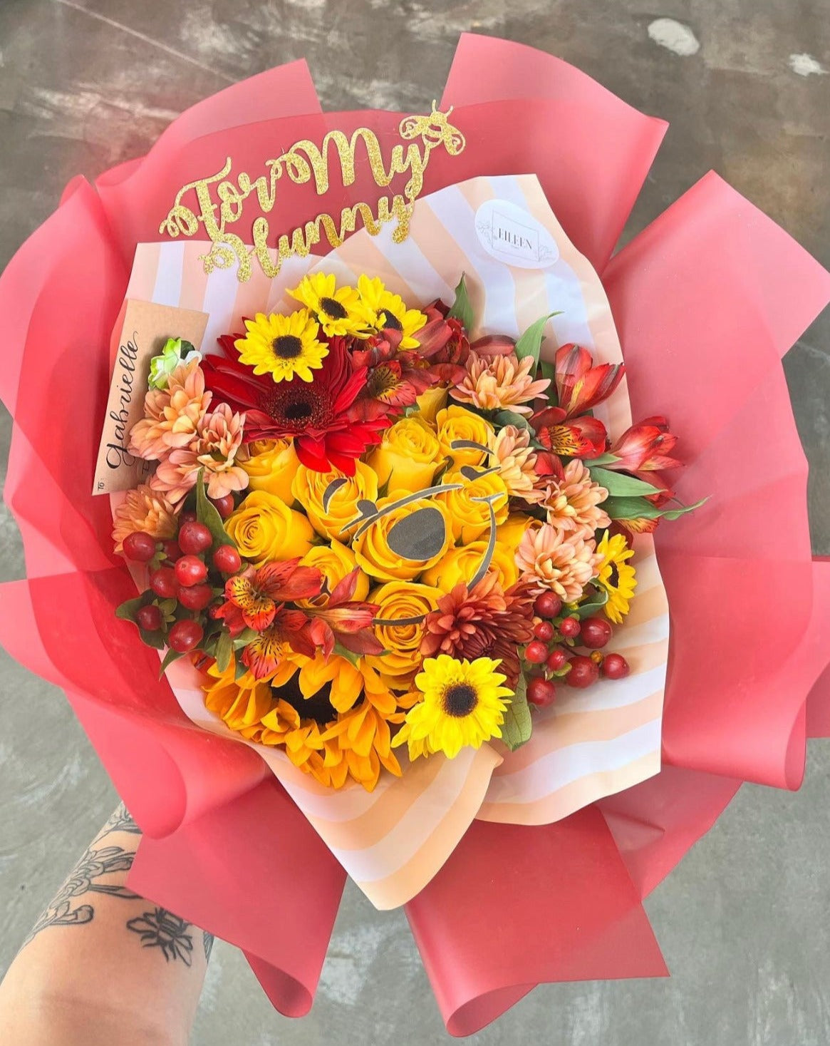 V-Day Winnie Bouquet