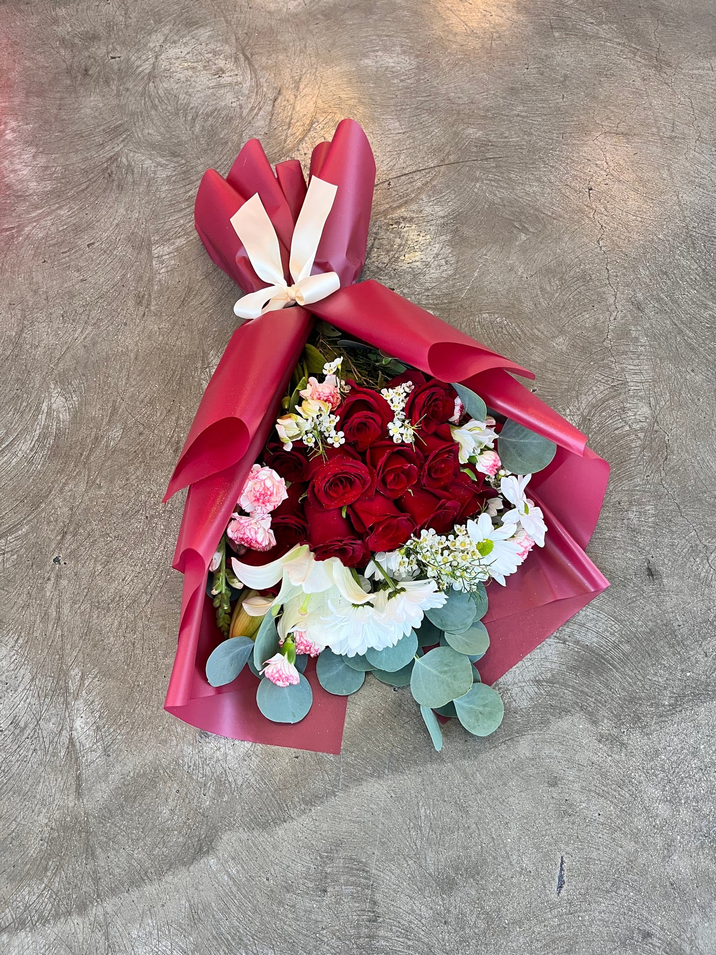 V-Day Korean Dozen with fillers Bouquet