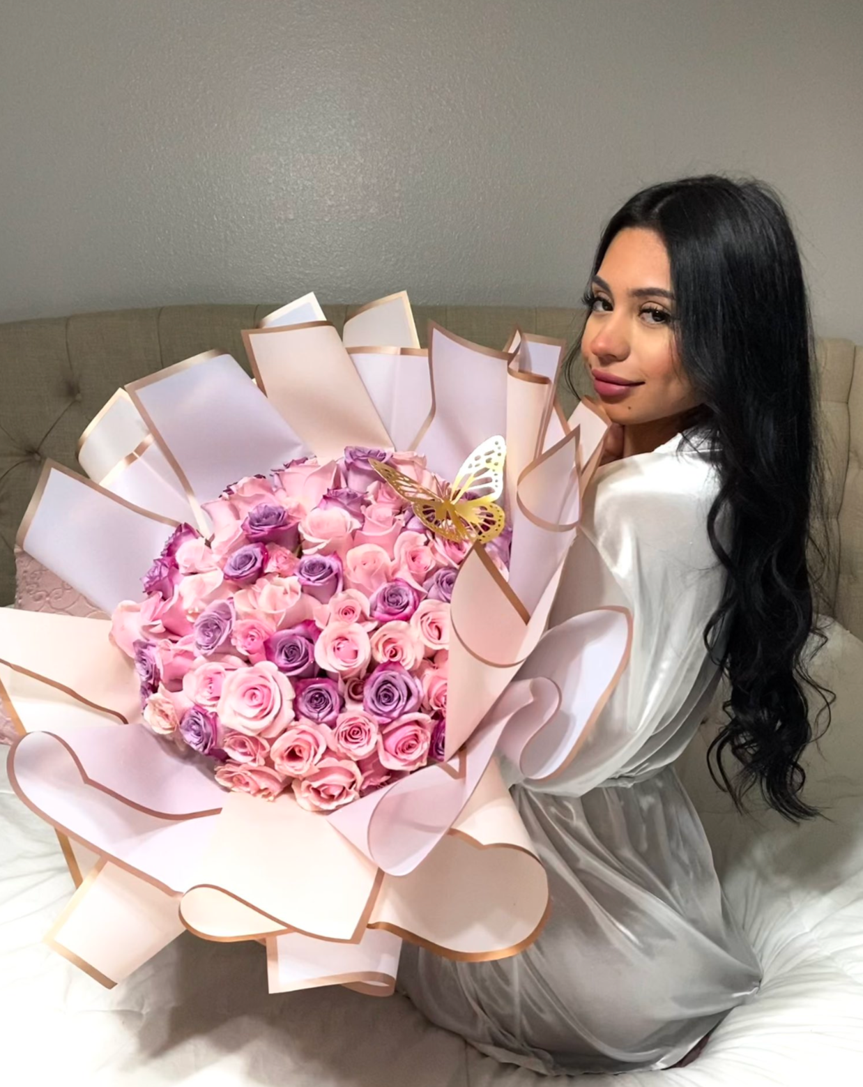 V-Day Angel Bouquet (25,50,or 100 roses)