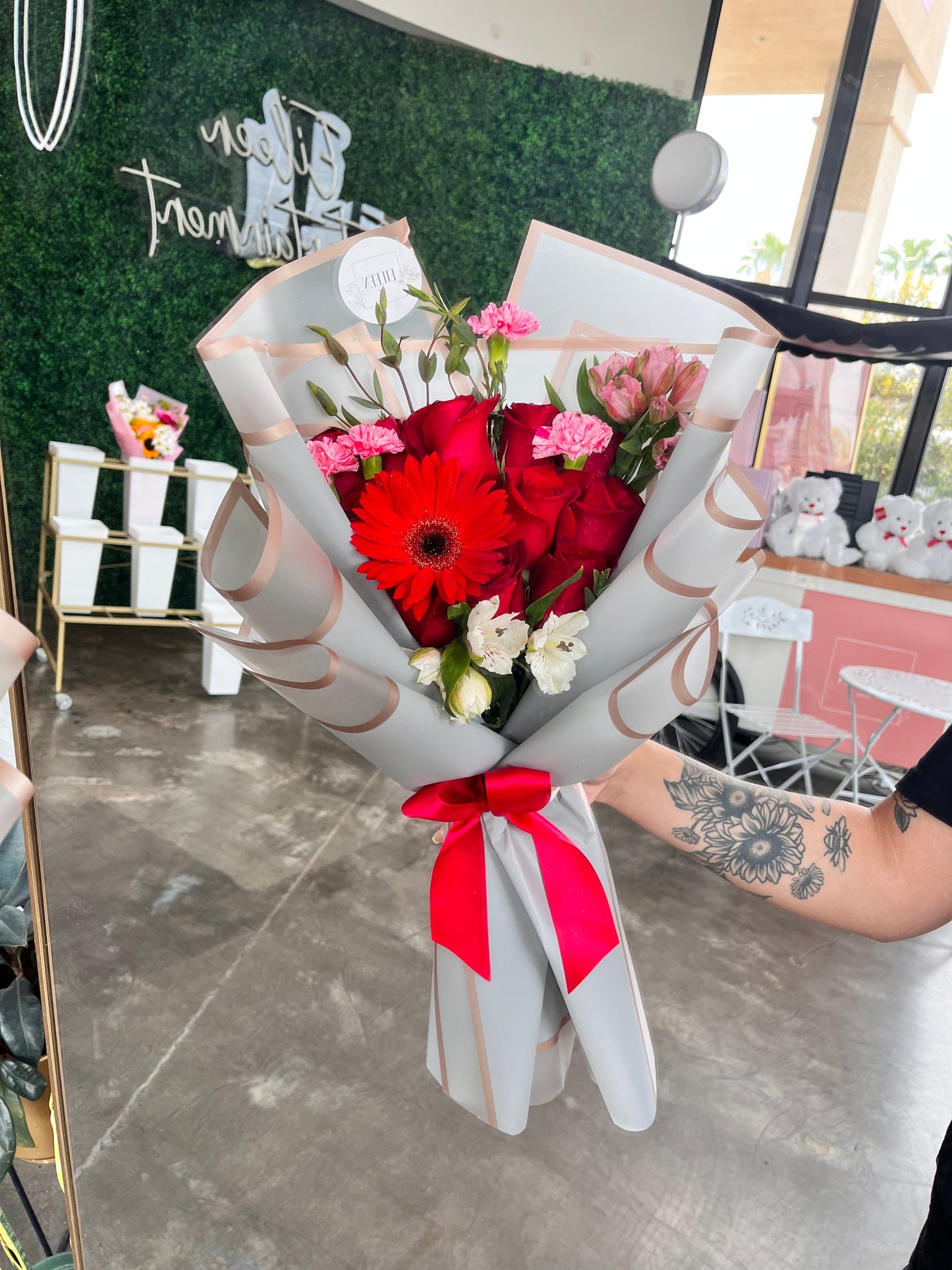 V-Day Korean Dozen with fillers Bouquet