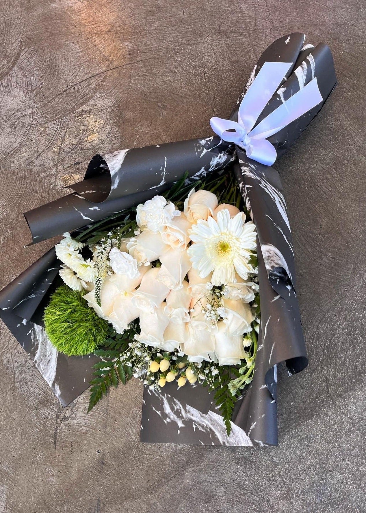 Marble Dozen Bouquet