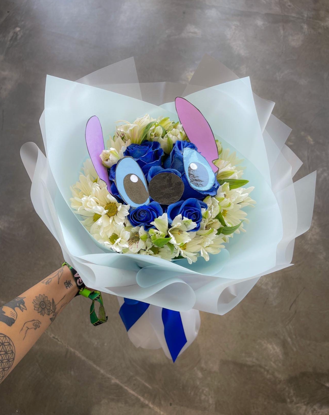 V-Day Mini Stitch Bouquet