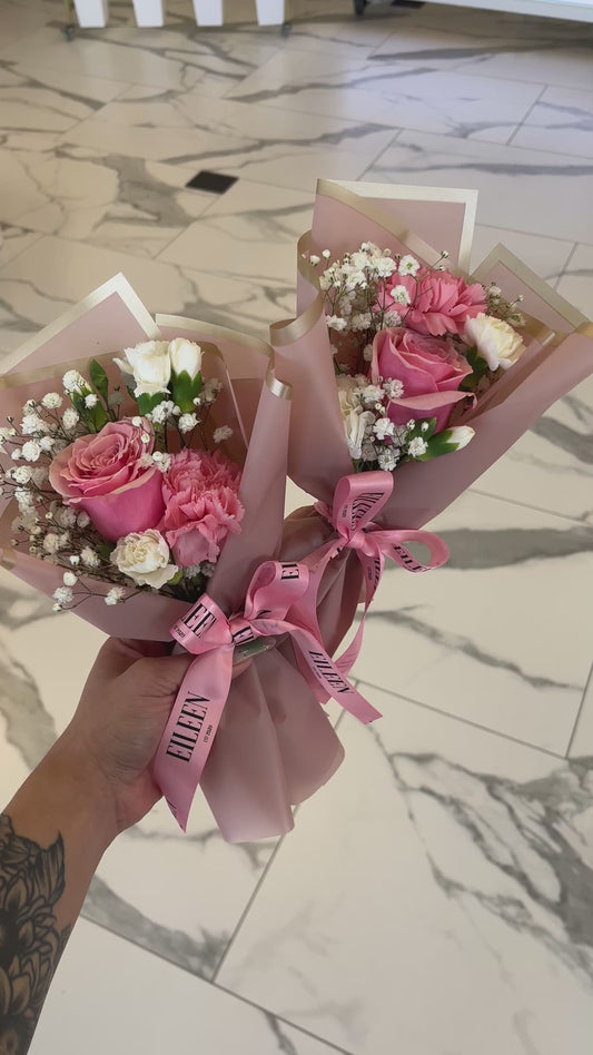 Single Rose Bouquet
